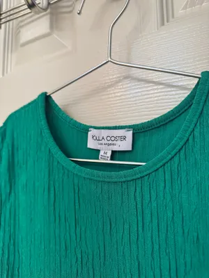 Green Dress Size M thumbnail 2