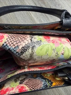 Betsey Johnson XO Chloe Floral Faux Snake Satchel Bag thumbnail 7