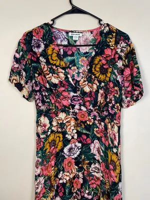 Billabong Women’s Floral Print Multicolor V-Neck Tie Back Short Sleeve Dress thumbnail 2