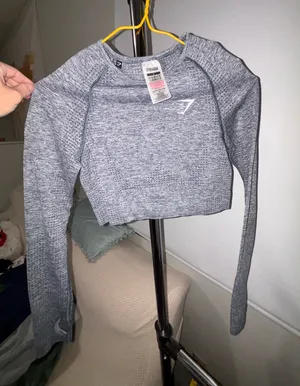 Gymshark Top thumbnail 1