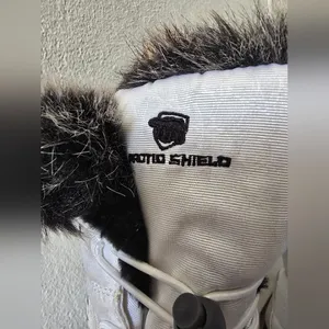 Arctic Shield Womens Size 11 Waterproof Insulated Faux Fur Winter Snow Boots thumbnail 4