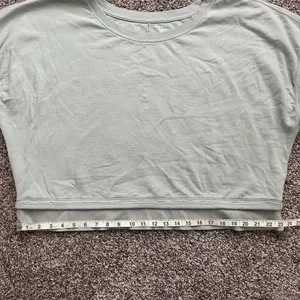 Athleta Sundown Shirred Tee Pale Green Pullover Short Sleeve Sweatshirt XL thumbnail 8