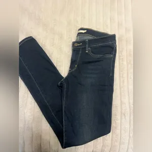 Levi’s 711 skinny jeans size 27 EUC thumbnail 2