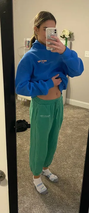 Old Navy Green Sweatpants Comfy thumbnail 1