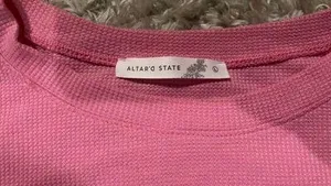 Altar'd State top thumbnail 3