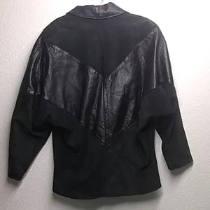 FINAL MARKDOWN Ladies' Winlit Reptile Print Suede Jacket medium Black thumbnail 7