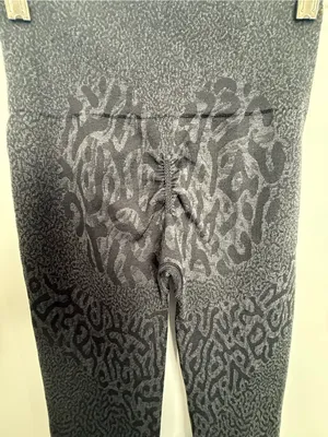 Gymshark Black Charcoal High-Waist Textured Leggings thumbnail 4