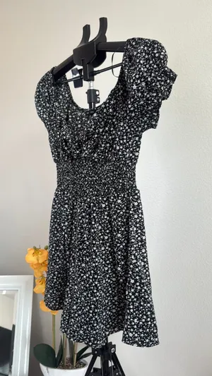 Love Tree Romper Floral Black Women’s thumbnail 1