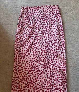 Princess Polly Red Heart Maxi Skirt thumbnail 2