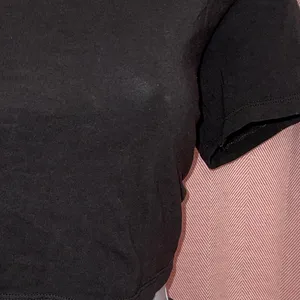 H & M | Basic Tee thumbnail 3