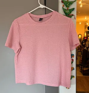 SHEIN Pink Textured Knit Top Tshirt Size Large thumbnail 1