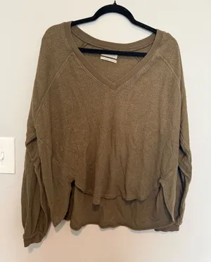 Urban Outfitters Womens V-Neck Sweatshirt Olive Brown High Low Pullover Small thumbnail 1