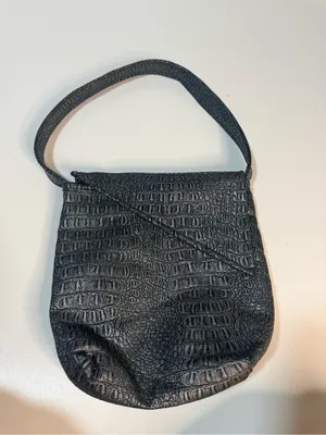 Black Crocodile Embossed Shoulder Bag Handbag thumbnail 5