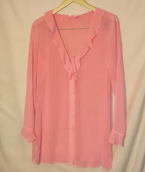 Victoria's Secret nightshirt. (#138) thumbnail 1