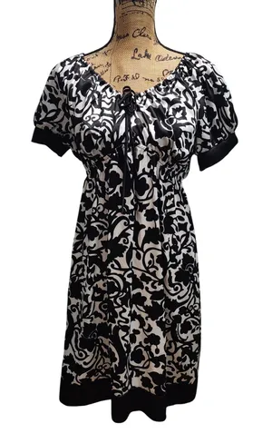 Motherhood Maternity Dress Black White Floral Short‎ Sleeve Large thumbnail 1