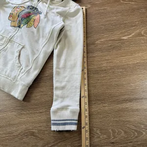 Mitchell & Ness Women's Chicago Blackhawks Zip Hoodie Cream Size M Distressed thumbnail 8
