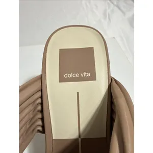 Dolce Vita Sandals Womens 7 Shoes Beige 4” Block Heels Slip On New Rubber Sole thumbnail 2