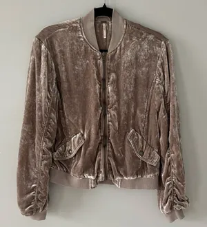 Free People Women's Crushed Velvet Bomber Jacket Boho Holiday Date Night thumbnail 1