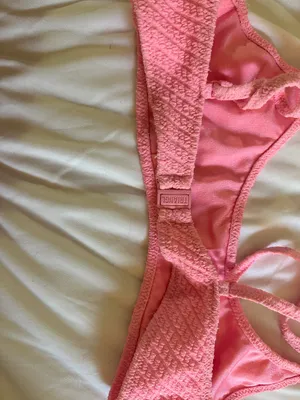 Triangl Bikini top hot pink thumbnail 4