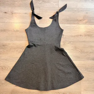Rolla Coster Womens Medium M Gray Sleeveless Fit & Flare‎ Dress Tie Strap Casual thumbnail 1
