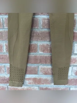 Gymshark Energy Seamless Leggings Perforated Tan Women’s XS Workout Gym Athletic thumbnail 4