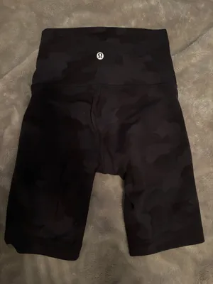 Lululemon Shorts thumbnail 2