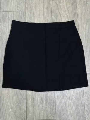 Classic Black Mini Skirt NWT Size M Size M thumbnail 3