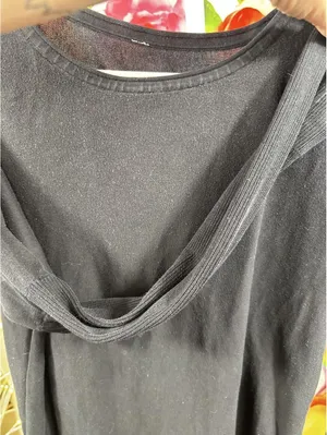 P56. Lulu lemon- Black long sleeve top with ribbed sleeves #gym # Lulu thumbnail 2