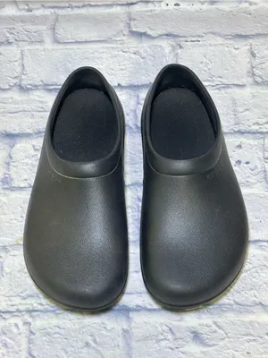 Crocs On The Clock Work Slip On Size Men 7 W 9 Shoes Black Comfort Clogs 205073 thumbnail 3