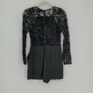 Yumi Kim Romper Women’s Small Black Silk Floral Lace Long Sleeve Open Back thumbnail 12