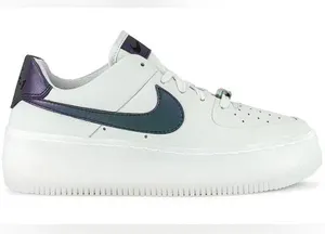EUC Nike Air Force 1 Sage LX Low Spruce Aura Purple Sz 9 Women thumbnail 1