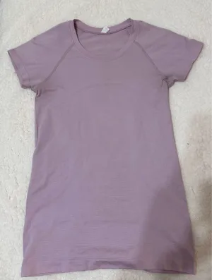 Lululemon Swiftly Tech Short Sleeve 2.0 thumbnail 1