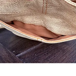 HOBO White/Ivory Gold Patina Leather Small Crossbody Bag Purse Adjustable Strap thumbnail 6