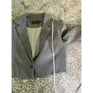 Cropped Blazer Heather Grey Medium One Button Office Chic Business Casual Preppy thumbnail 8