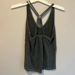 Hollister Grey tank thumbnail 2