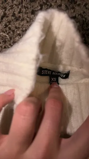 Steve Madden sweater tank top thumbnail 3