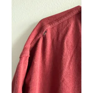 We The Free Free People Womens XS Distressed V-Neck T-Shirt Red Raw Hem Boxy Tee thumbnail 2