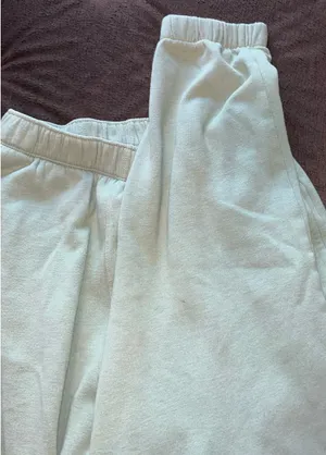 Hollister Sweatpants  thumbnail 3