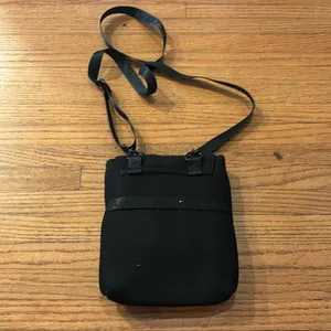 Lava crossbody bag Black thumbnail 2