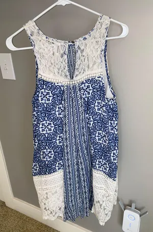 Dress thumbnail 1