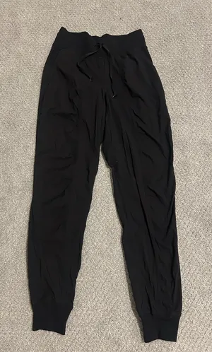 Lululemon Joggers thumbnail 1