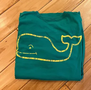Vineyard Vines T-shirt thumbnail 2