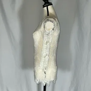 Gimmicks by BKE Ivory Lace Boho Top Zipper Back Size Medium Women’s EUC thumbnail 3