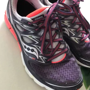 Saucony PwrGRID 8mm Offset Hurricane Running Shoe thumbnail 3
