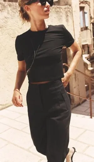 Zara cropped basic tee thumbnail 1