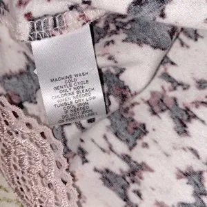 Ann Taylor floral tank top size medium thumbnail 7