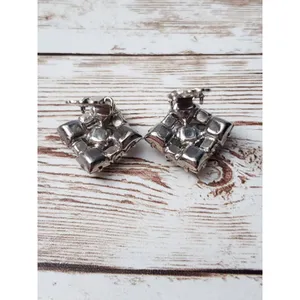 Vintage Clip On Earrings - 7/8" Clear Gems thumbnail 3