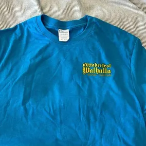 Oktoberfest tshirt size medium thumbnail 1