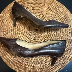Vaneli‎ Dark Brown Leather Heels Size 7 thumbnail 9