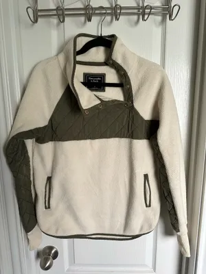 Abercrombie High Neck Sweatshirt thumbnail 1